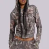 Bluza z kapturem „Mini Monster Hoodie” w kamuflażu Woodland