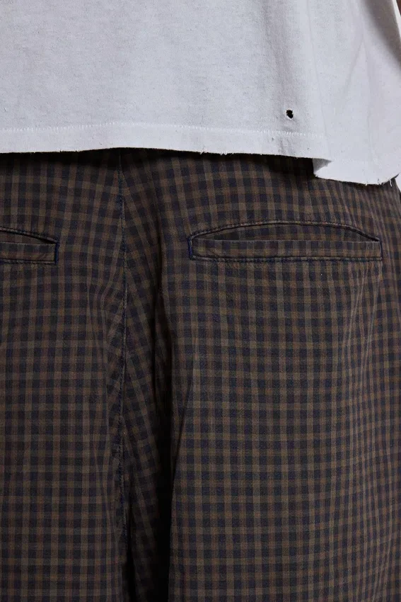 Brązowe Goliath Shorts w kratę w rozmiarze XL