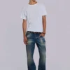 Brązowy skórzany pasek typu „saddle skinny”