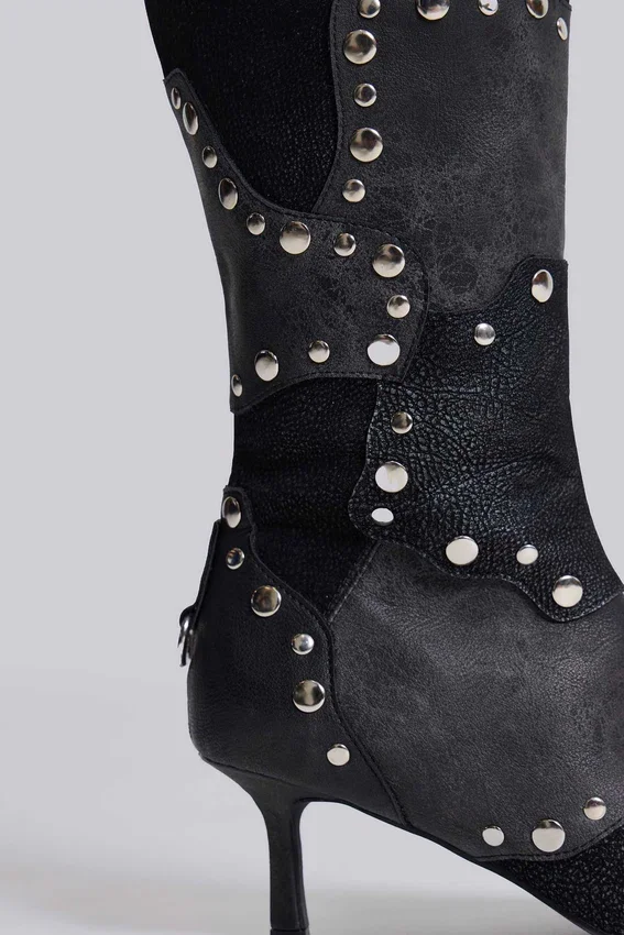 Buty do kolan „Shadow” z ćwiekami