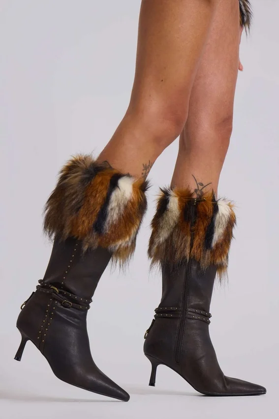 Buty na obcasie z sztucznym futrem Fauna