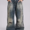 Colossus Jeans z niskim stanem w stylu „Dirty”