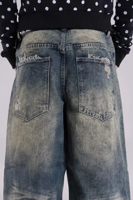 Colossus Jeans z niskim stanem w stylu „Dirty”