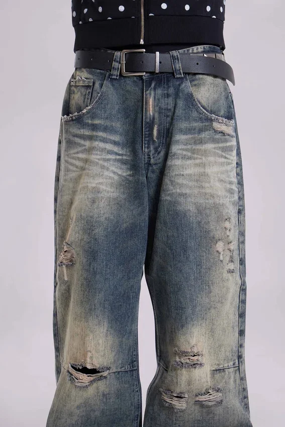 Colossus Jeans z niskim stanem w stylu „Dirty”