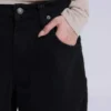 Czarne Colossus Jeans