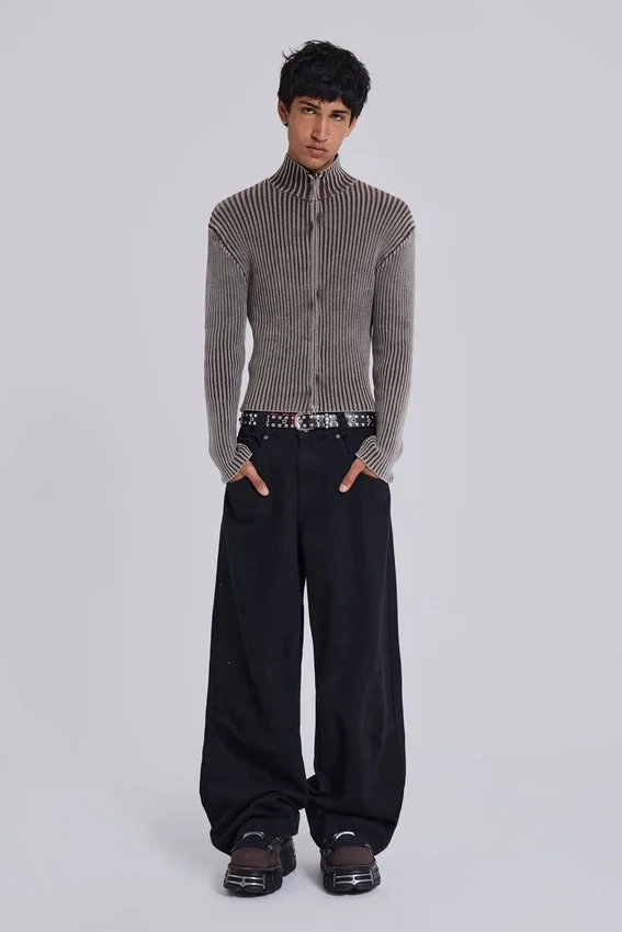 Czarne Colossus Jeans z niskim stanem