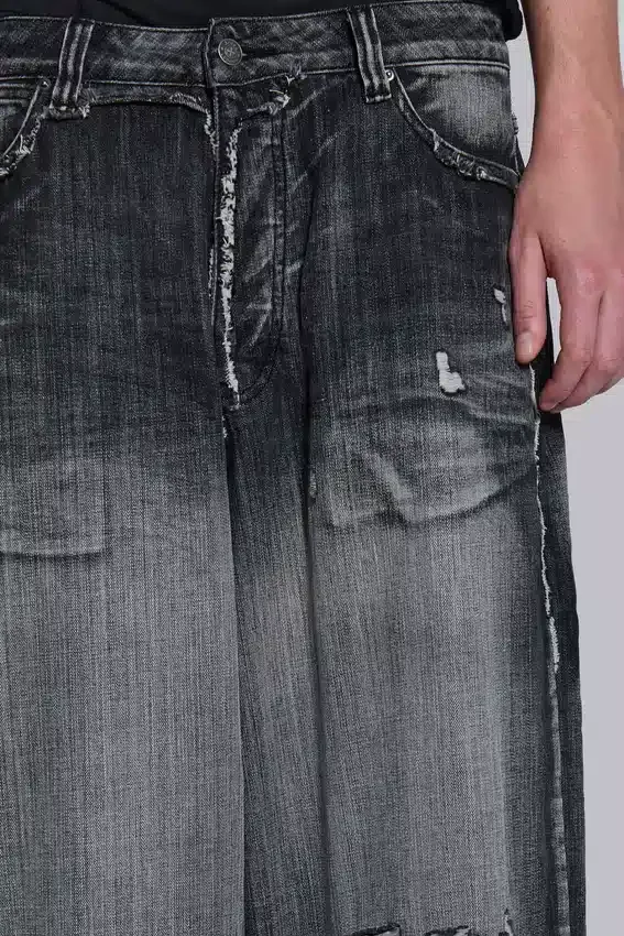 Czarne jeansy XL Colossus z efektem erozji
