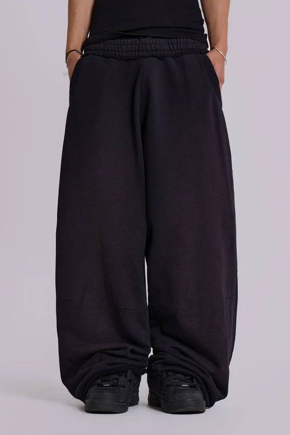 Czarne, luźne Monster Joggers