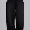 Czarne, luźne spodenki Monster Joggers z mankietami