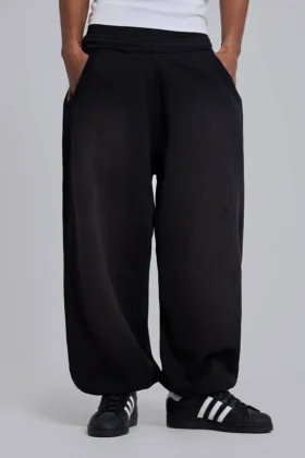Czarne, luźne spodenki Monster Joggers z mankietami