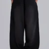 Czarne, luźne spodenki Monster Joggers z mankietami
