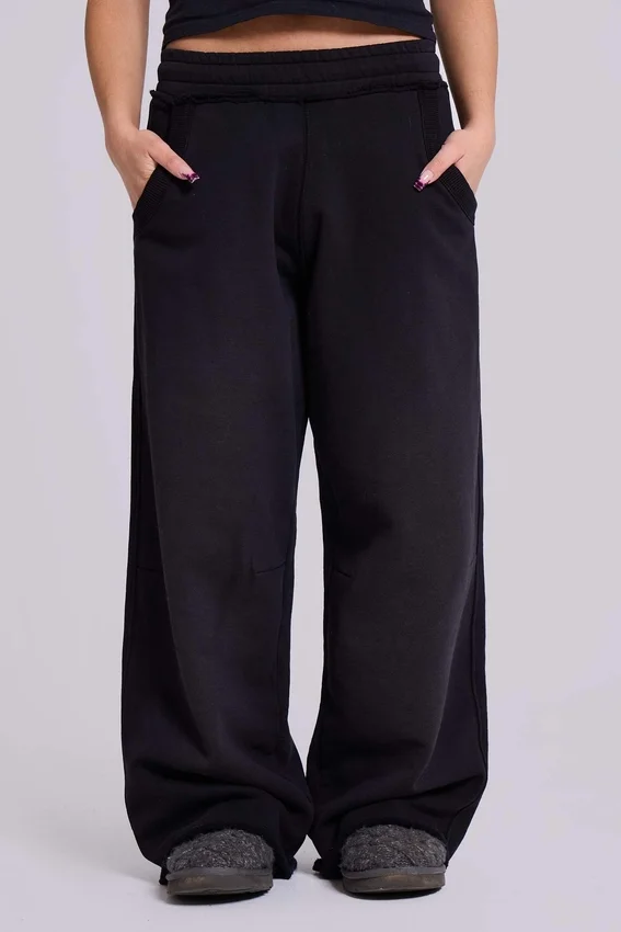Czarne, luźne spodnie dresowe Monster Joggers w rozmiarze petite