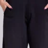Czarne, luźne spodnie dresowe Monster Joggers w rozmiarze petite