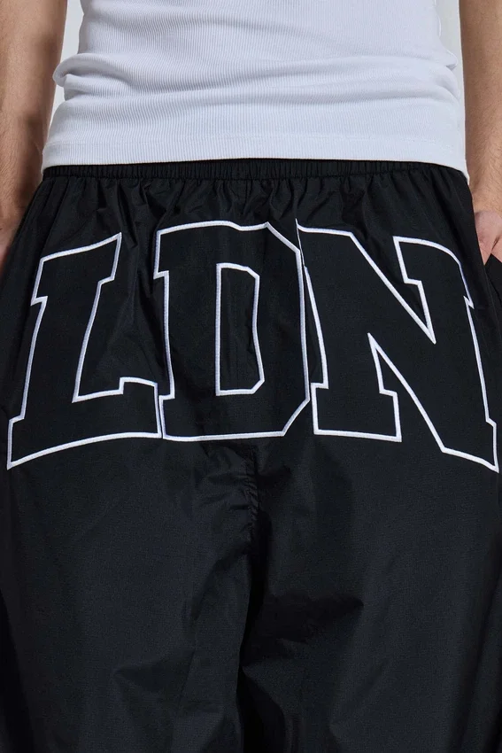 Czarne spodnie dresowe LDN Vapor