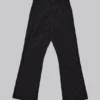 Czarne spodnie garniturowe typu bootcut w cienką prążkowaną kratę