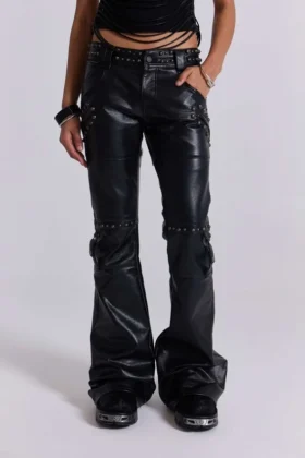 Czarne spodnie typu bootcut „Carbon Black Studded Drift”