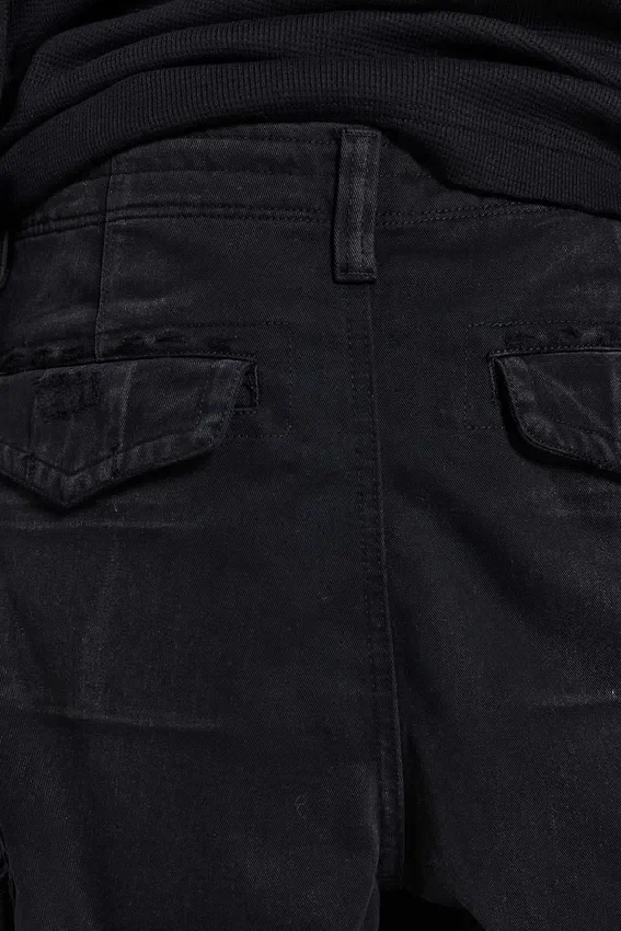 Czarne szorty cargo „Distressed Beach”
