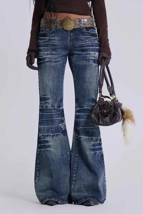 Jeansy bootcut w kolorze średnio niebieskim „Drift”