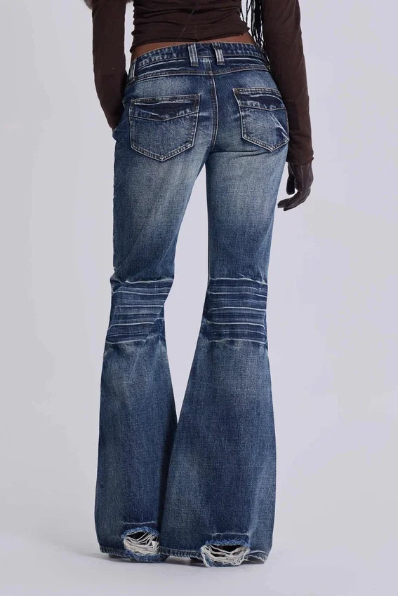 Jeansy bootcut w kolorze średnio niebieskim „Drift”