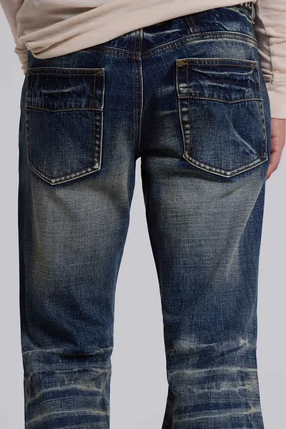 Jeansy bootcut w kolorze średnio niebieskim „Drift”