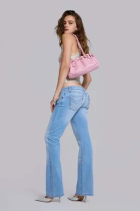 Kelsey Low Rise Skinny Bootcut Jeans w jasnym odcieniu