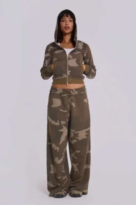 Luźne spodnie dresowe Camo Monster Joggers