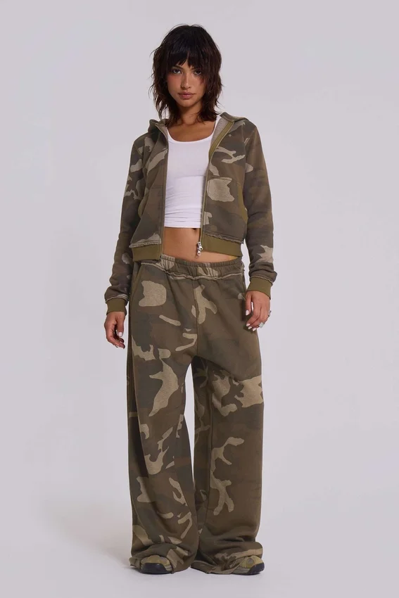 Luźne spodnie dresowe Camo Monster Joggers
