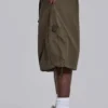 Luźne szorty Parachute Cargo w kolorze khaki