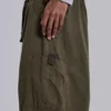 Luźne szorty Parachute Cargo w kolorze khaki