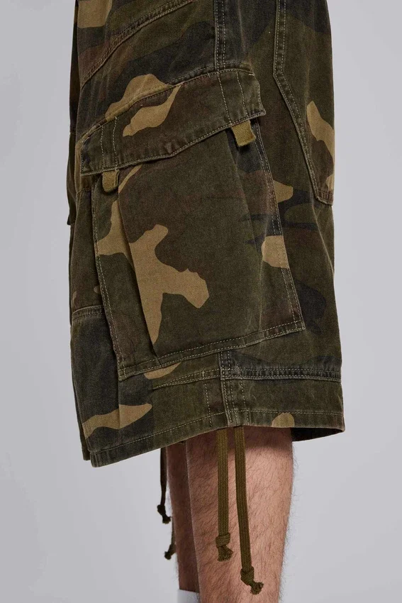 Luźne szorty w kamuflażu Cadet