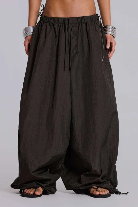 Nexis Nylon Parachute Pants w kolorze khaki