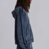 Niebieska sportowa bluza z kapturem „Monster Hoodie” o luźnym kroju