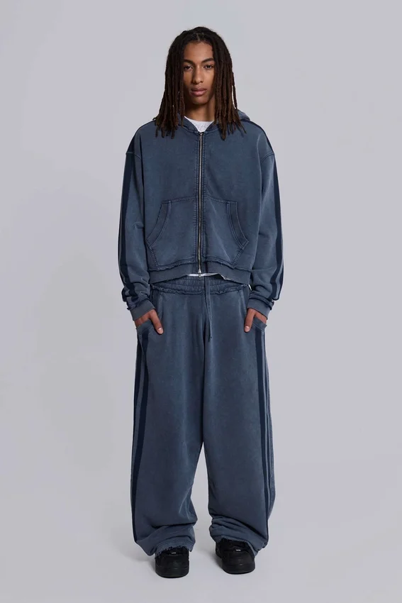 Niebieska sportowa bluza z kapturem „Monster Hoodie” o luźnym kroju