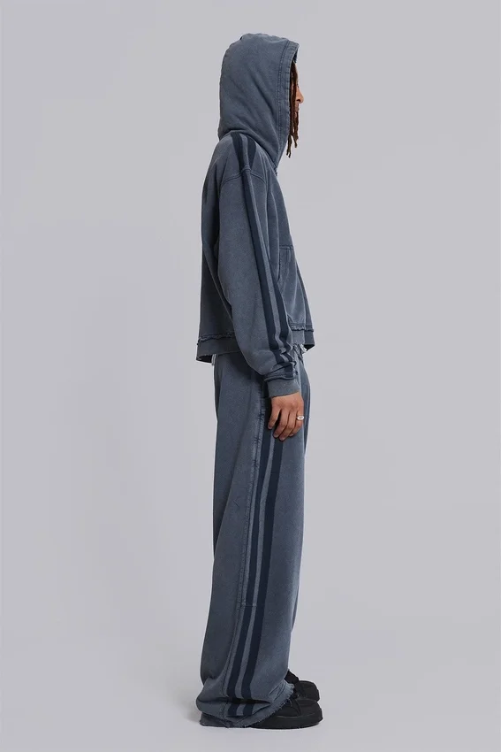 Niebieskie sportowe, luźne Monster Joggers