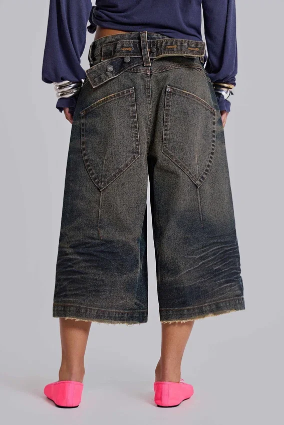 Niebieskie szorty Colossus Jorts z regulacją z tyłu