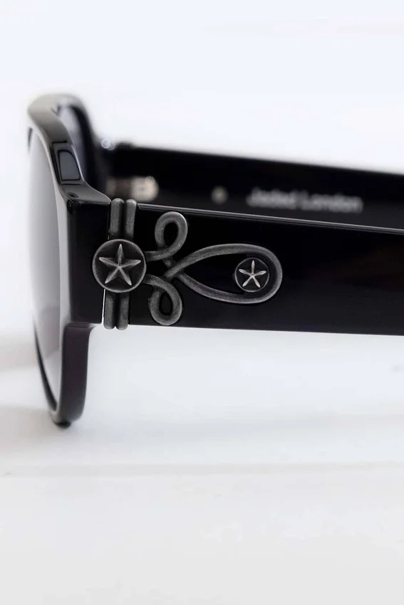 Okulary przeciwsłoneczne typu aviator Drummer
