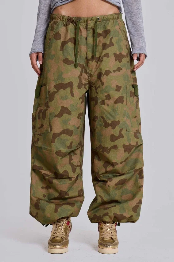 Parachute Pants w kamuflażu kaczki