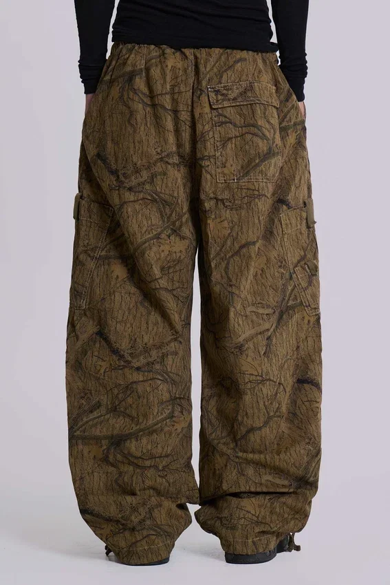Parachute Pants w kamuflażu leśnym