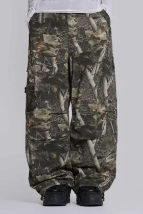 Parachute Pants w kamuflażu Woodland