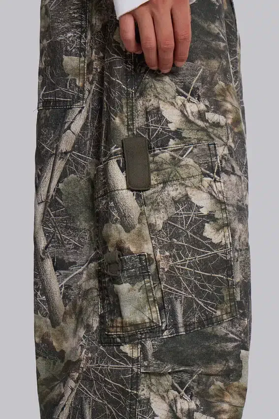 Parachute Pants w kamuflażu Woodland