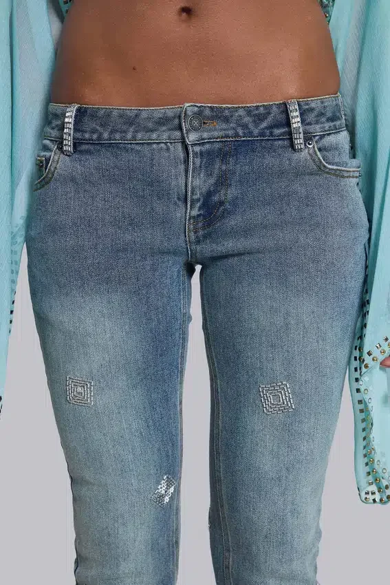 Ręcznie wyszywane jeansy Cooper o kroju bootcut