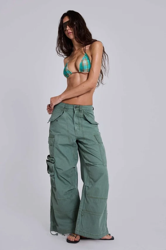 Spodnie cargo Utility w kolorze khaki