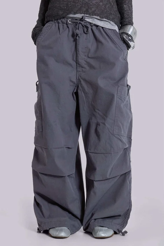 Spodnie cargo w kolorze vintage grey Parachute Cargo