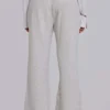 Spodnie dresowe Cleo o luźnym kroju typu bootcut w kolorze szarym melanżowym