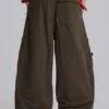 Spodnie Parachute Cargo w kolorze khaki