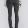 Sportowe spodnie Rynna z podwiniętymi nogawkami typu bootcut