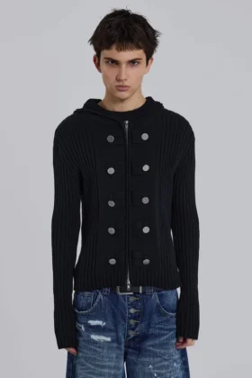 Sweter z kapturem w stylu militarnym