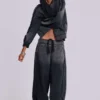 Szare, luźne spodnie dresowe „Monster Joggers” w stylu sportowym