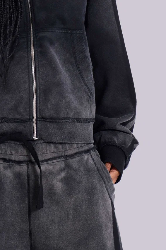 Szara sportowa Monster Hoodie w luźnym kroju