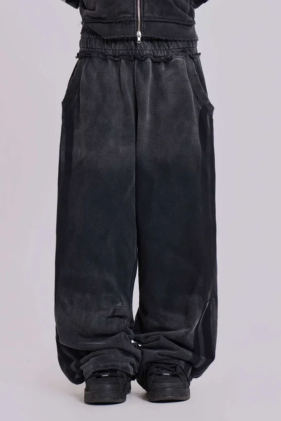 Szare, luźne spodnie dresowe „Monster Joggers” w stylu sportowym
